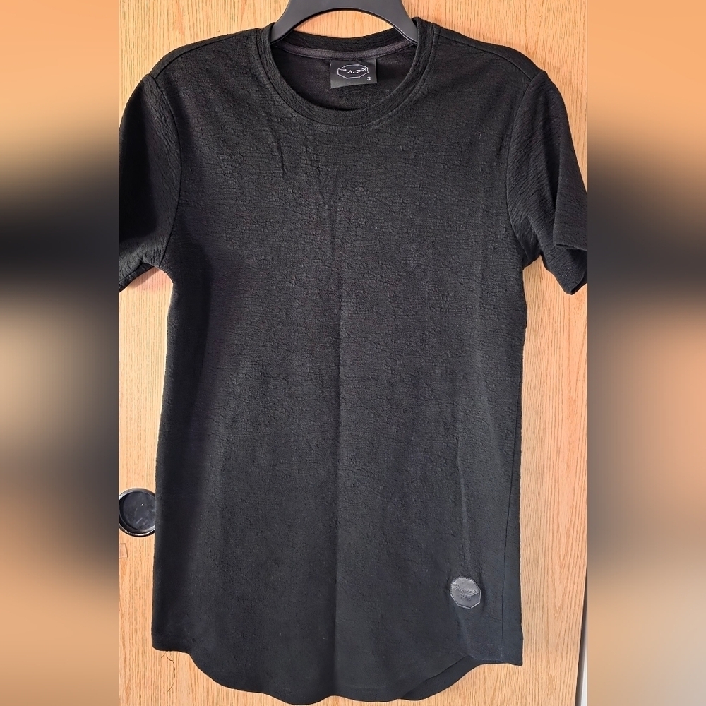 Classic Black Men's T-Shirt